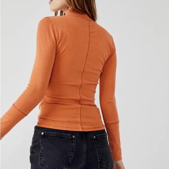 NWT Free People The Rickie Top In Spanish Chesnut - Picture 2 of 5